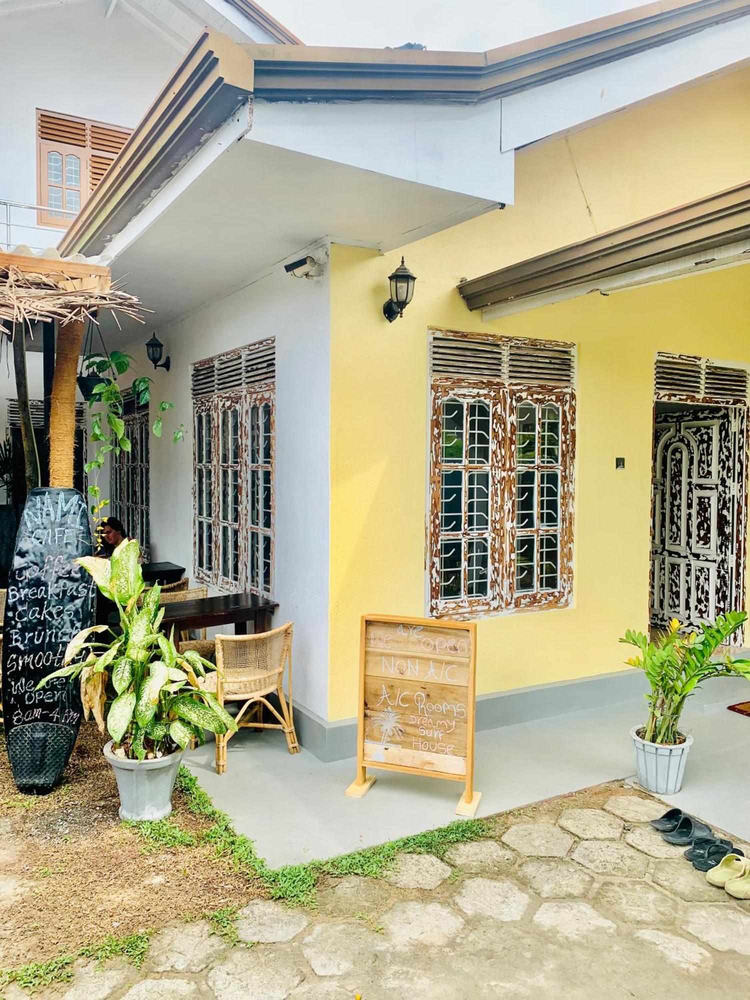 Dreamy Surf House Hotell Weligama Eksteriør bilde