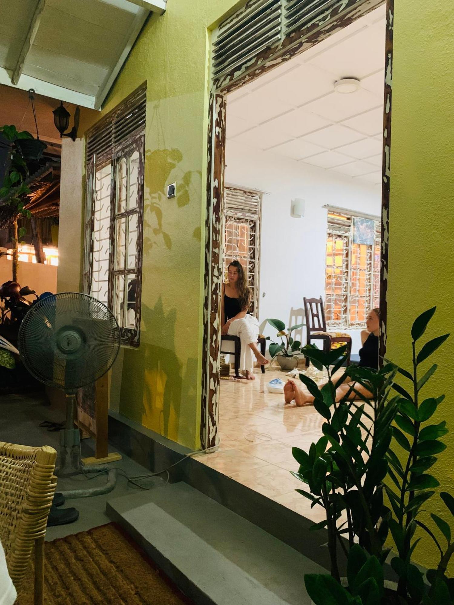 Dreamy Surf House Hotell Weligama Eksteriør bilde